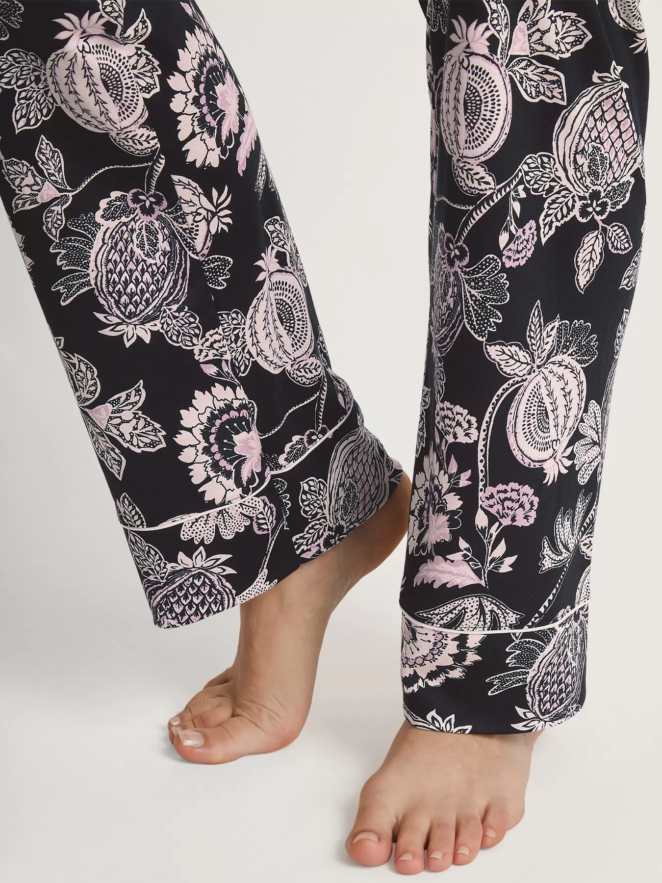 Czarny, różowy, wielobarwny Jedwabna piżama damska Calida Moonlight Dreams 42955 - zdjęcie 3