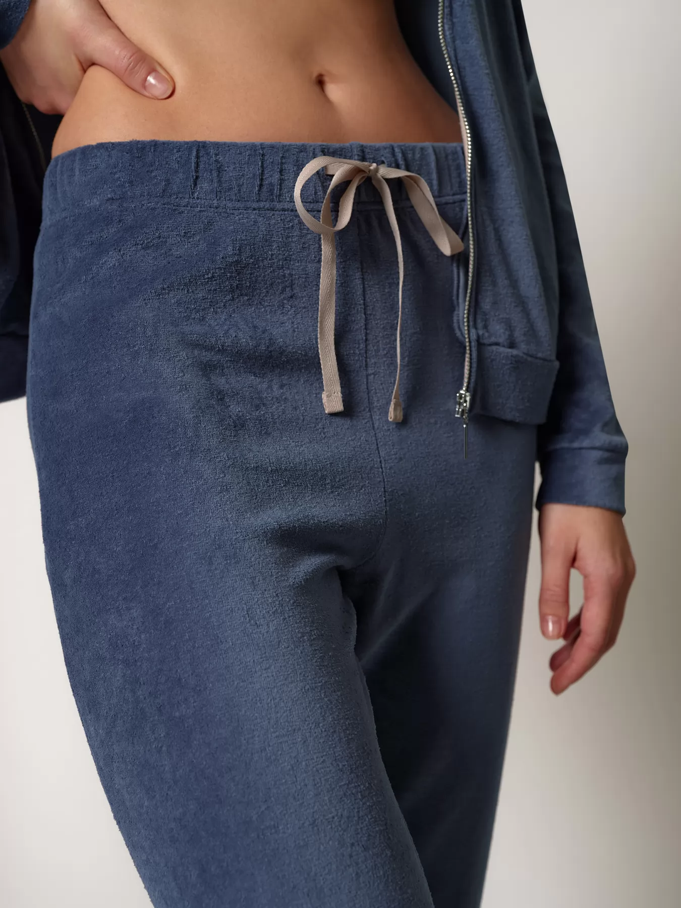 Granatowy Spodnie damskie Huber Basic Selection 010299 - zdjęcie 3