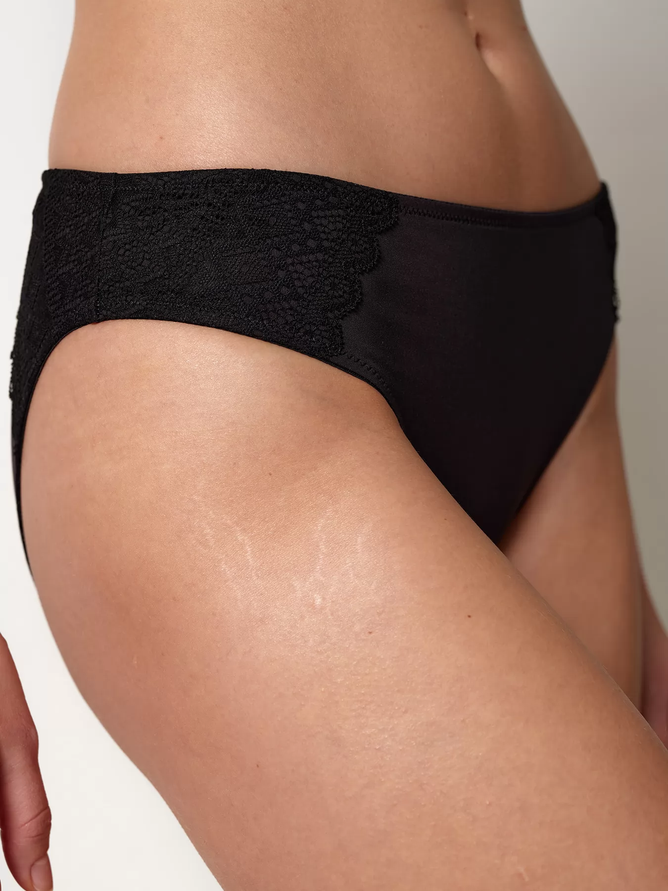 Czarny Figi damskie Huber Micro Ornament 010248 - zdjęcie 3