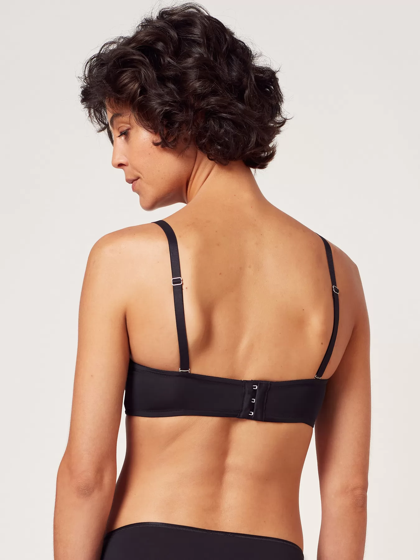 Czarny Biustonosz Huber Bra Selection 010100 - zdjęcie 2