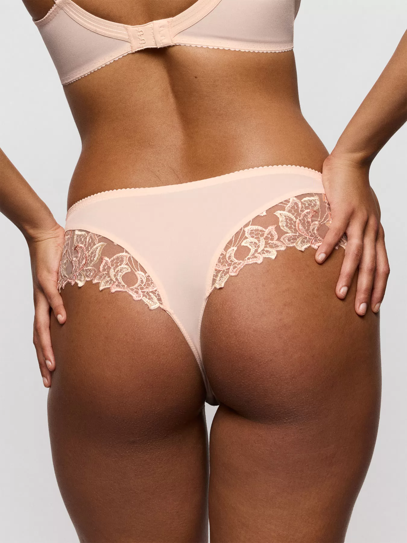 Brzoskwiniowy Stringi luxury Primadonna Deauville 661816 - zdjęcie 2